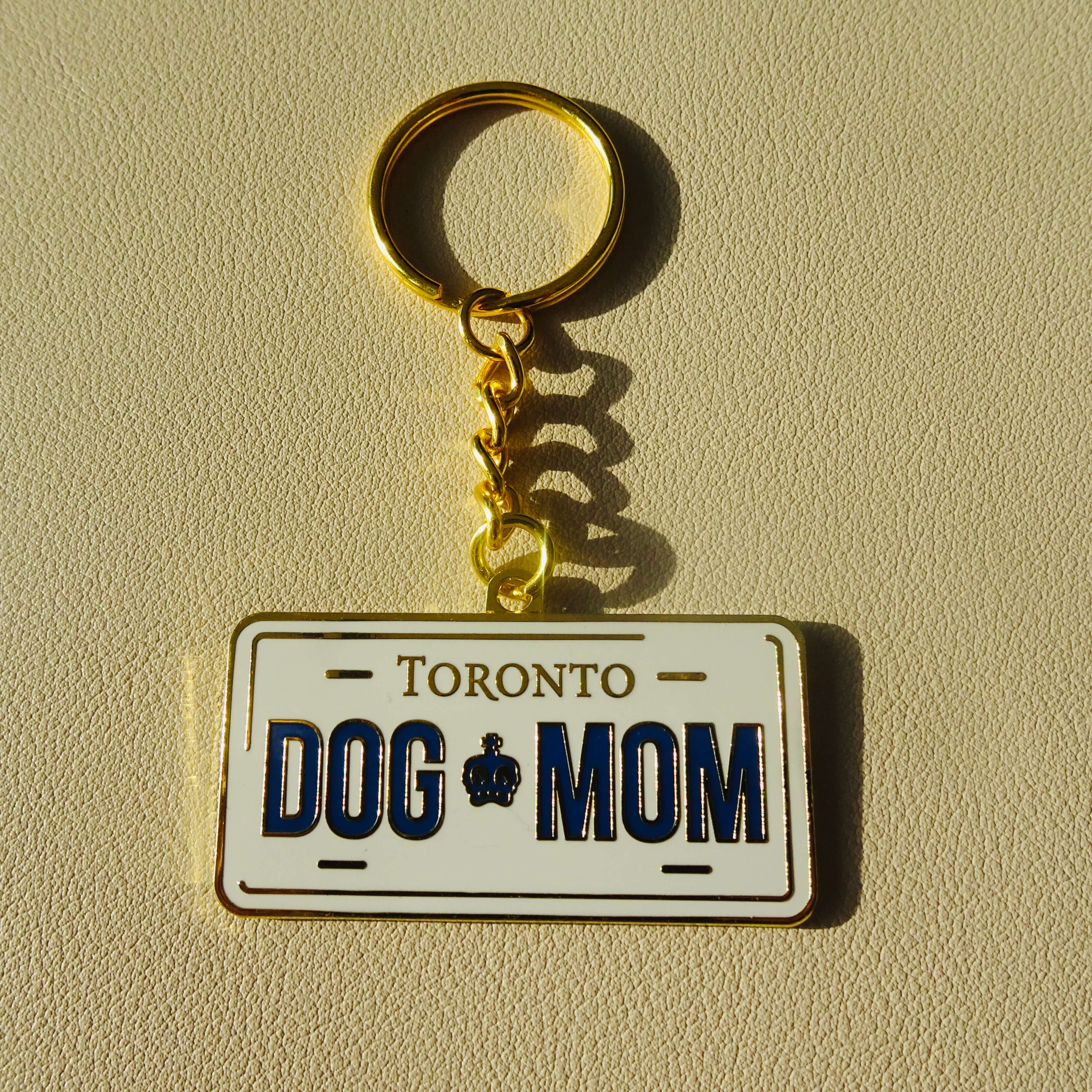 License Plate Dog Mom Keychain